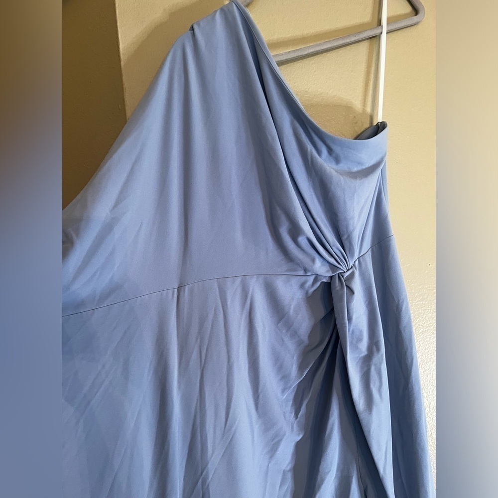 ▶️ Halston ◀️ Ariella Cold Shoulder Side Slip Blue Maxi Dress. - Picture 6 of 6